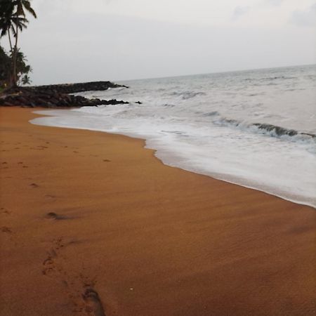 Our Little Secret Hotel Kalutara Ngoại thất bức ảnh