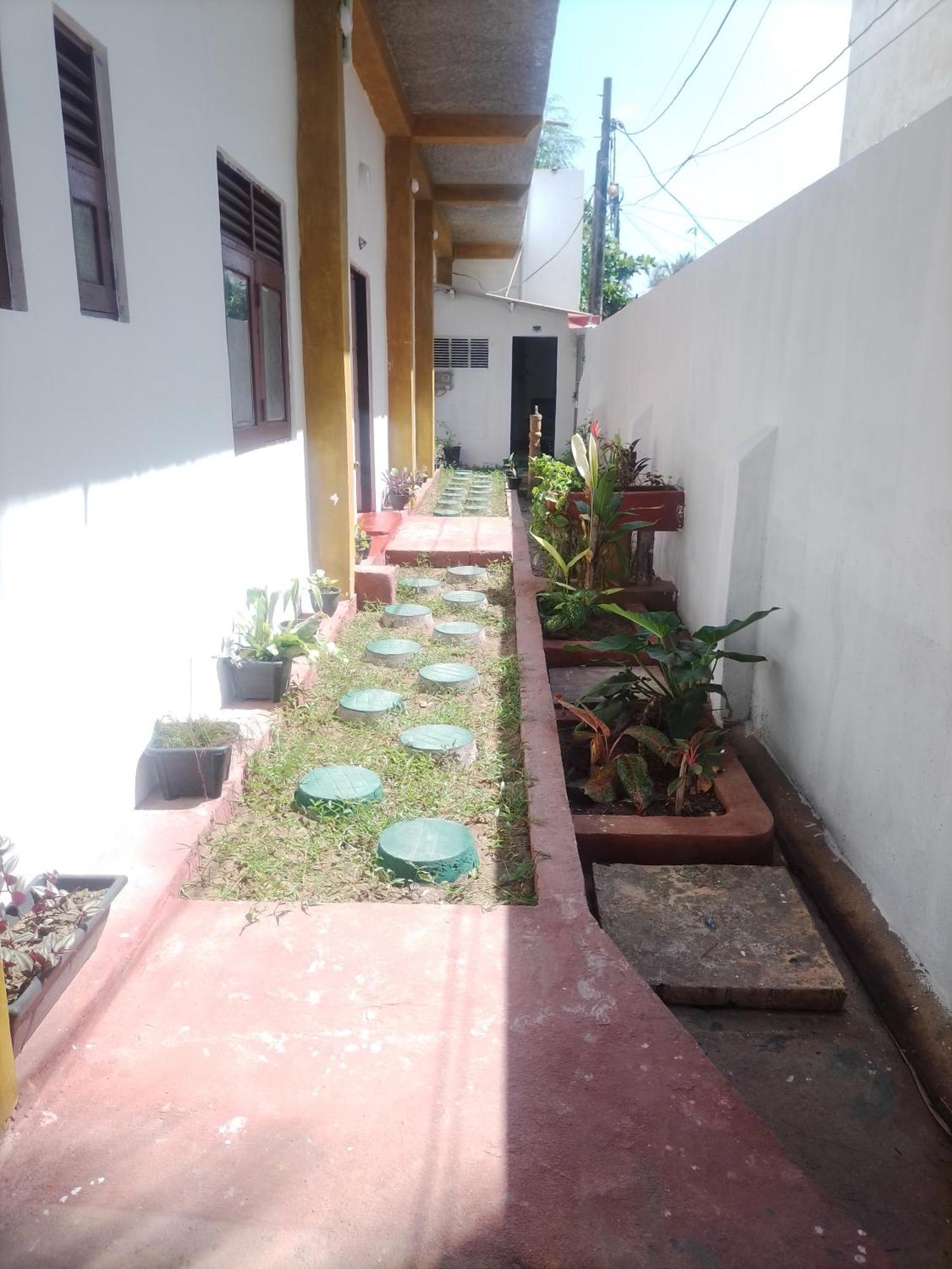 Our Little Secret Hotel Kalutara Ngoại thất bức ảnh